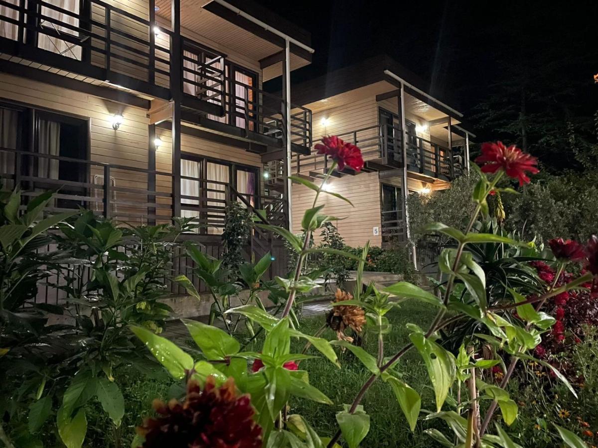 Eco Village فندق *